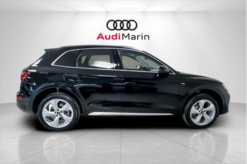 2025 Audi Q5 45 S line Premium Plus
