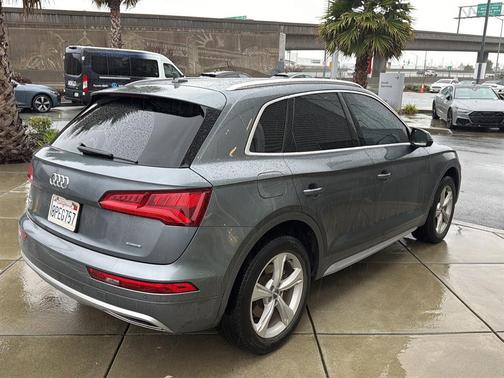 2020 Audi Q5 45 Premium
