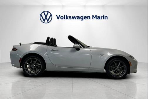 2016 Mazda MX-5 Miata Grand Touring