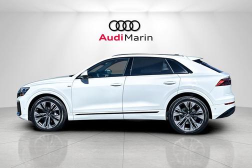 2025 Audi Q8 55 Prestige