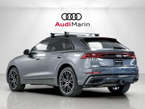 Daytona Gray Pearl Effect 2020 Audi Q8 55 Prestige