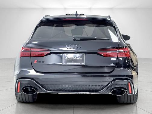 Sebring Black Crystal Effect 2025 Audi RS 6 Avant 4.0T