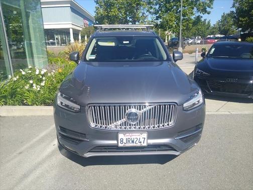 2019 Volvo XC90 T6 Inscription