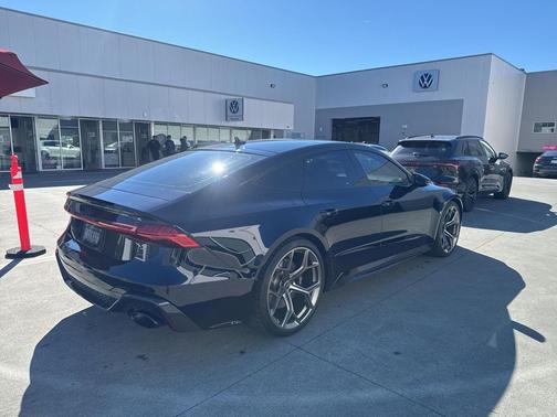 2024 Audi RS 7 4.0T Performance