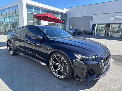 2024 Audi RS 7 4.0T Performance