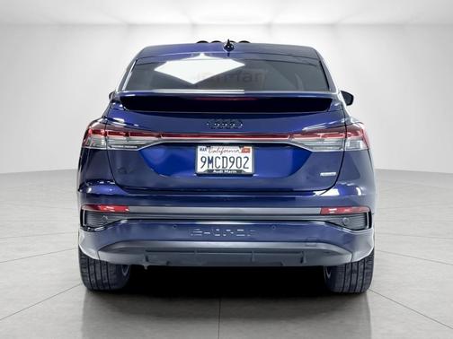Navarra Blue Metallic 2023 Audi Q4 e-tron Sportback Premium 50 quattro