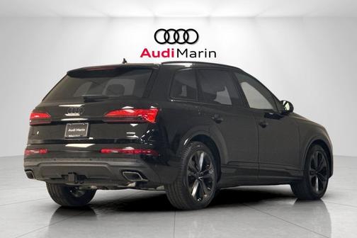 2026 Audi Q7 55 Premium Plus