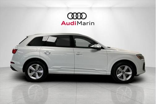 2025 Audi Q7 45 Premium