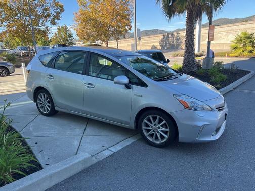 2012 Toyota Prius v Five