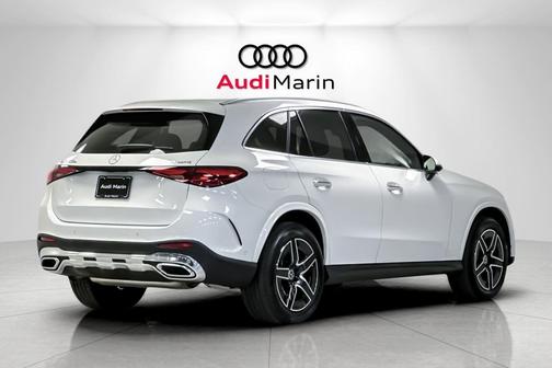 2026 Mercedes-Benz GLC 350e Base