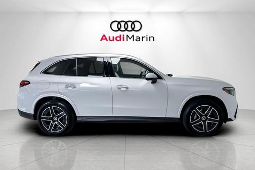 2026 Mercedes-Benz GLC 350e Base