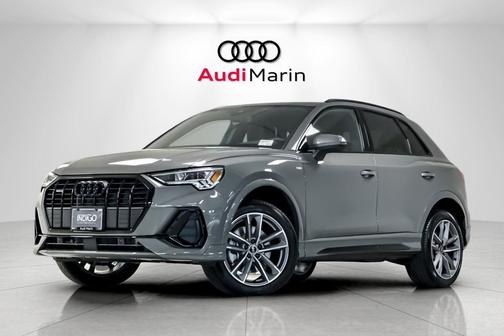 2025 Audi Q3 Premium 45 TFSI S line quattro Tiptronic