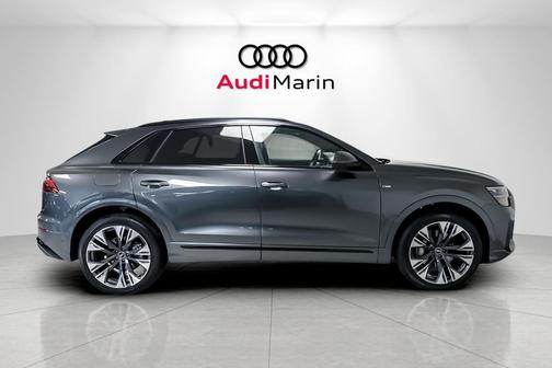 2026 Audi Q8 55 Premium Plus