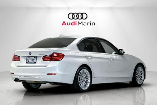 2012 BMW 328 328i