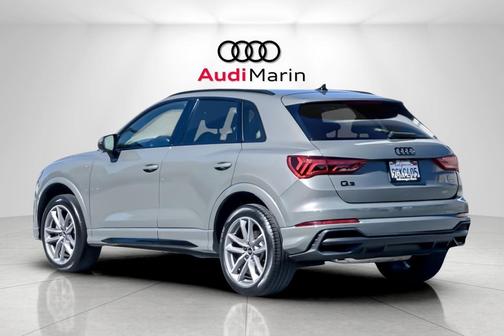 2023 Audi Q3 45 S line Premium Plus