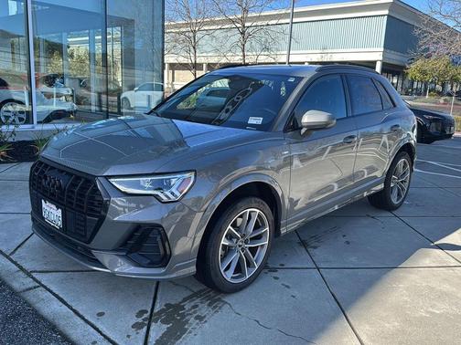 2023 Audi Q3 45 S line Premium Plus