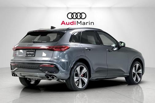 2025 Audi SQ5 3.0T Premium Plus