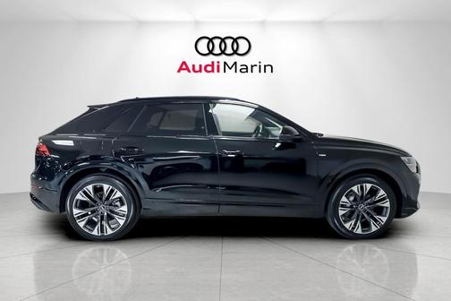 2026 Audi Q8 55 Prestige