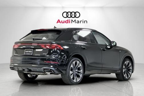 2026 Audi Q8 55 Prestige