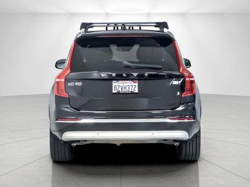 2022 Volvo XC90 Recharge Plug-In Hybrid T8 Inscription Expression 7 Passenger