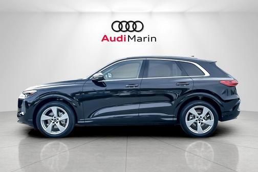 2025 Audi Q5 Prestige TFSI quattro S tronic