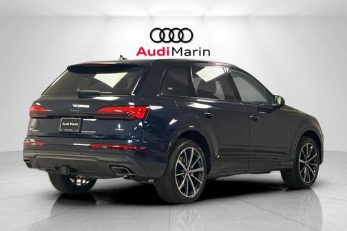 2026 Audi Q7 45 Premium Plus