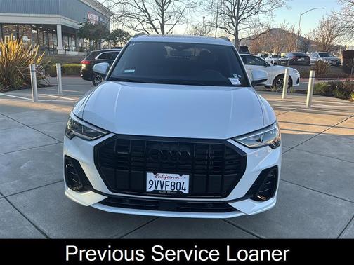 2025 Audi Q3 Premium 45 TFSI S line quattro Tiptronic