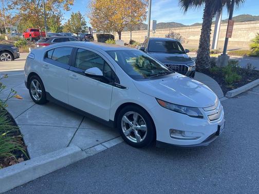 2013 Chevrolet Volt Base