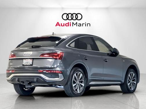 2023 Audi Q5 45 S line Prestige