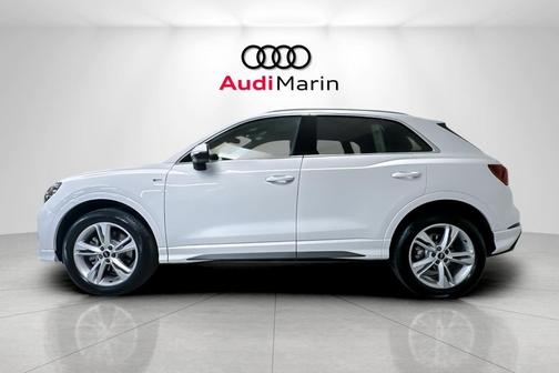 2022 Audi Q3 45 S line Premium Plus