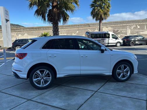 2022 Audi Q3 45 S line Premium Plus