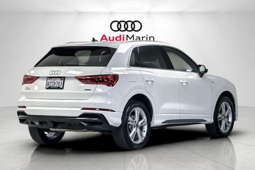 2022 Audi Q3 45 S line Premium Plus