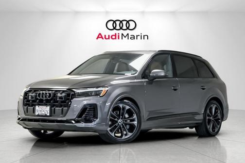 2025 Audi Q7 55 Premium Plus