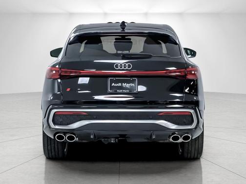 Mythos Black Metallic 2026 Audi SQ5 3.0T Premium Plus