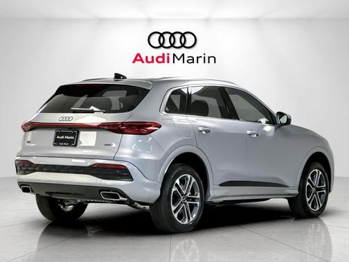 Florett Silver Metallic 2025 Audi Q5 Premium Plus TFSI quattro S tronic
