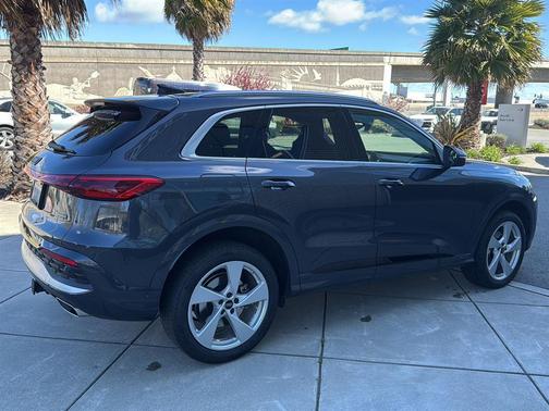 2025 Audi Q5 Premium Plus TFSI quattro S tronic