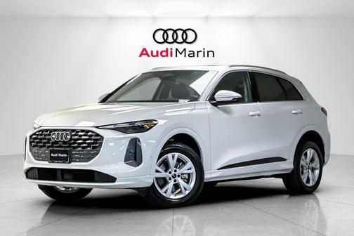 2025 Audi Q5 Premium TFSI quattro S tronic