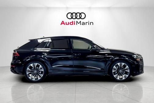 2026 Audi Q8 55 Premium Plus