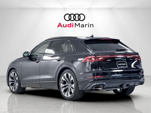 2026 Audi Q8 55 Premium Plus