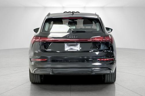 2023 Audi e-tron Premiumwe