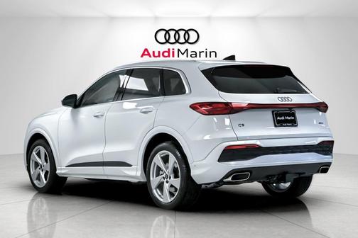 2025 Audi Q5 Prestige TFSI quattro S tronic
