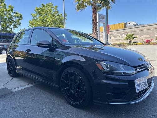 2017 Volkswagen Golf R 2.0T DSG
