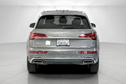 2023 Audi Q5 45 S line Premium