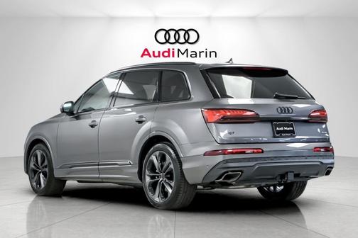 2026 Audi Q7 55 Premium Plus