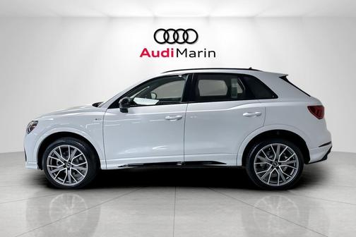 2025 Audi Q3 45 S line Premium Plus