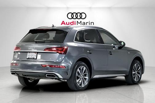 2022 Audi Q5 45 S line Premium
