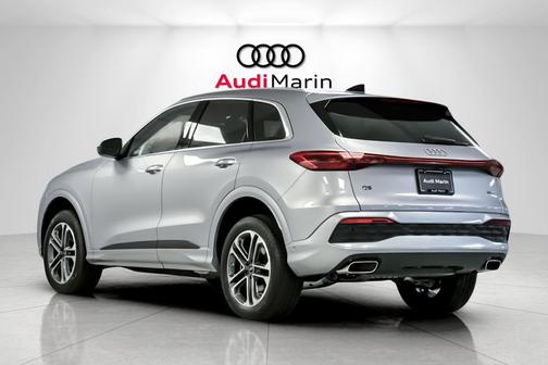 2025 Audi Q5 Premium TFSI quattro S tronic