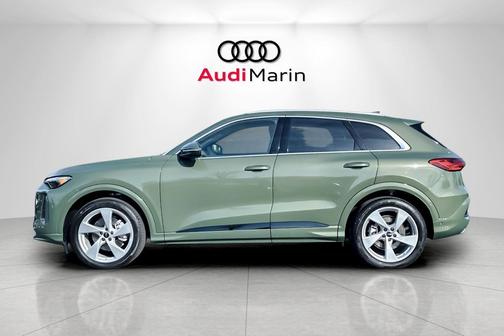 2025 Audi Q5 Prestige TFSI quattro S tronic