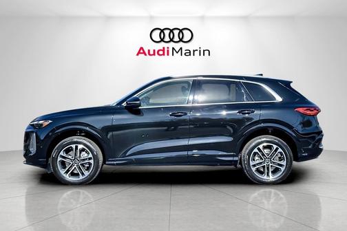2025 Audi Q5 Premium TFSI quattro S tronic