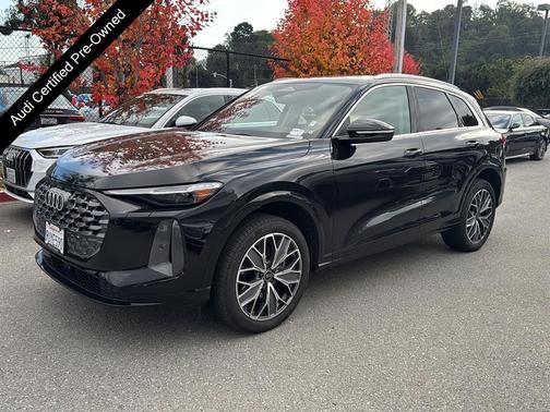 2025 Audi Q5 Premium Plus TFSI quattro S tronic